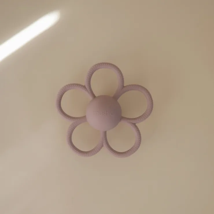Daisy Rattle Teether