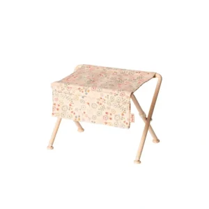 Nursery Table (pink)